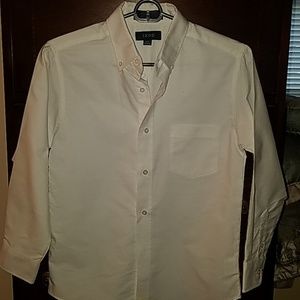 Boy's Izod bottom down dress shirt